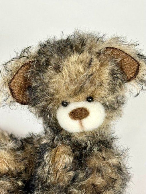 Micha chat de collection en mohair 20cm